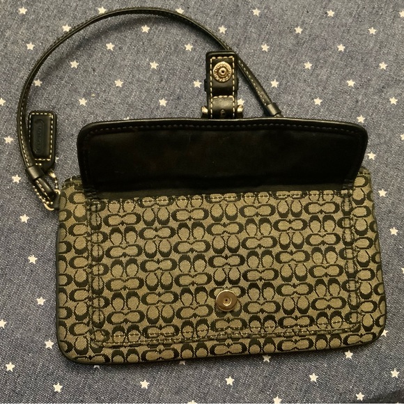 Coach wristlet grey & black - Picture 3 of 5